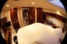 Носовая каюта на яхте Принцесс 50 вид на вход - Yachts.ua